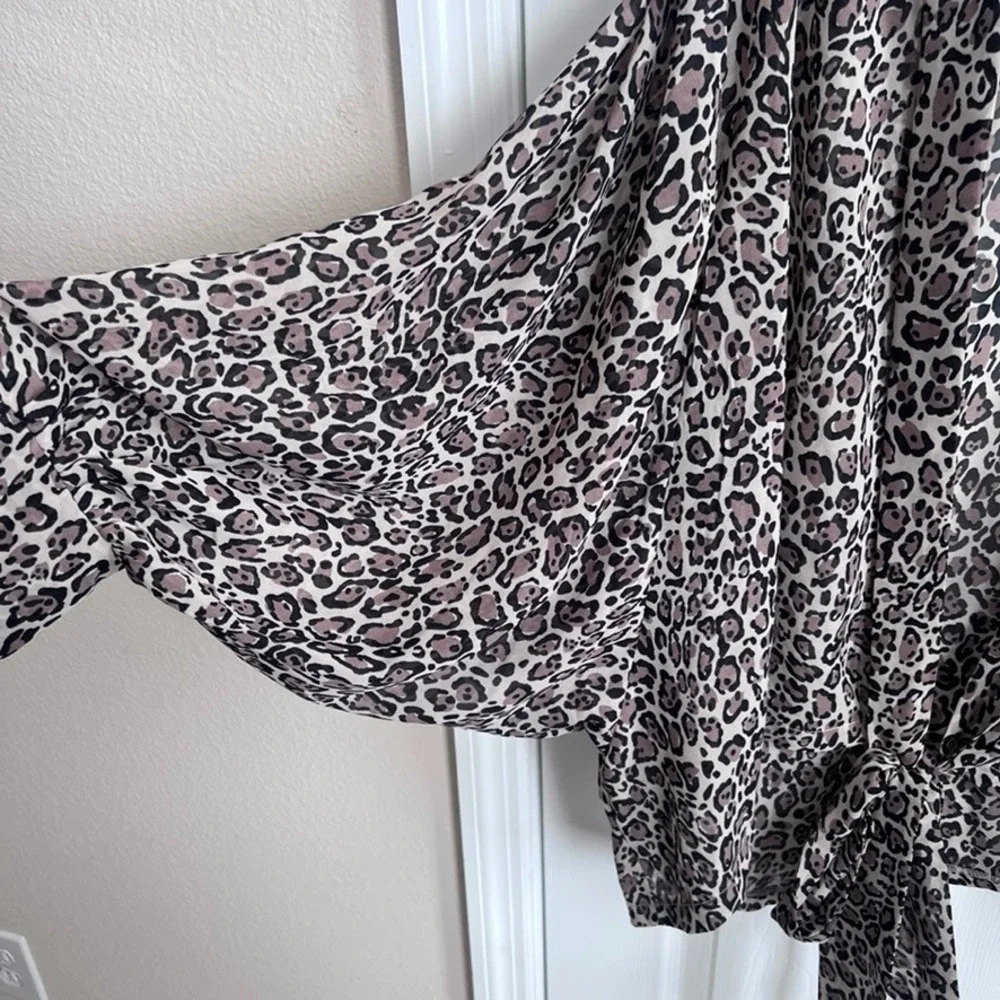 Blu Pepper Leopard Print‎ Kimono Cardigan Tie Front Sheer One Size